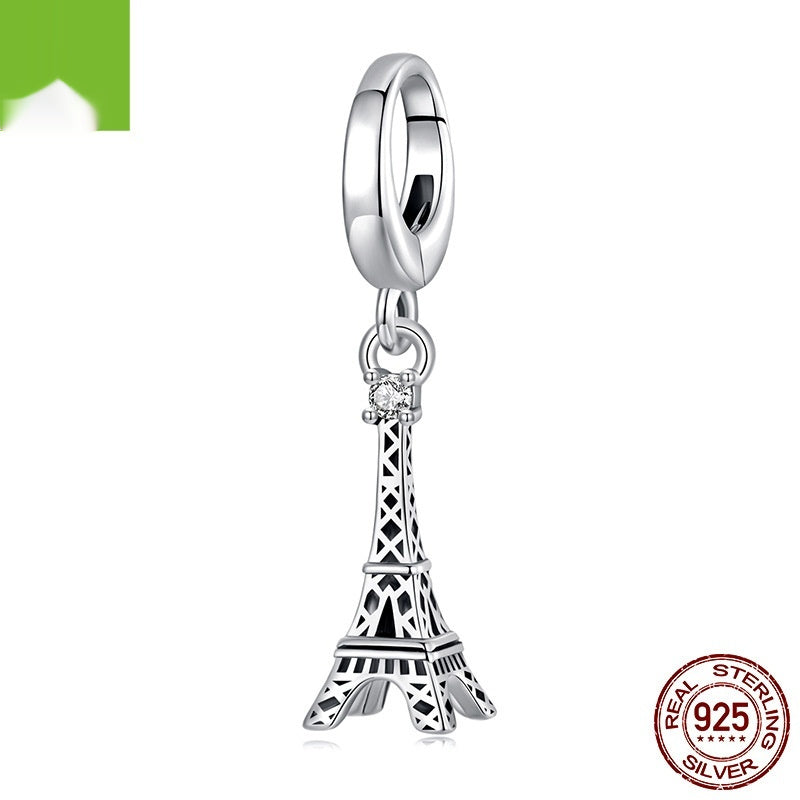 Ciondolo Torre Eiffel con apertura e chiusura in argento 925 con perline