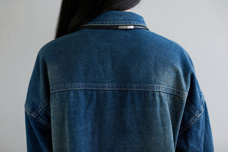 Giacca in denim vintage lavata alla moda da donna