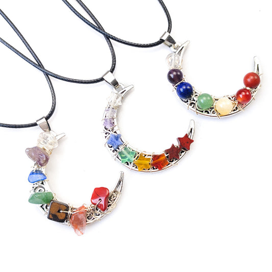 Collana con pentagramma a forma di luna e sette chakra in pietra di cristallo
