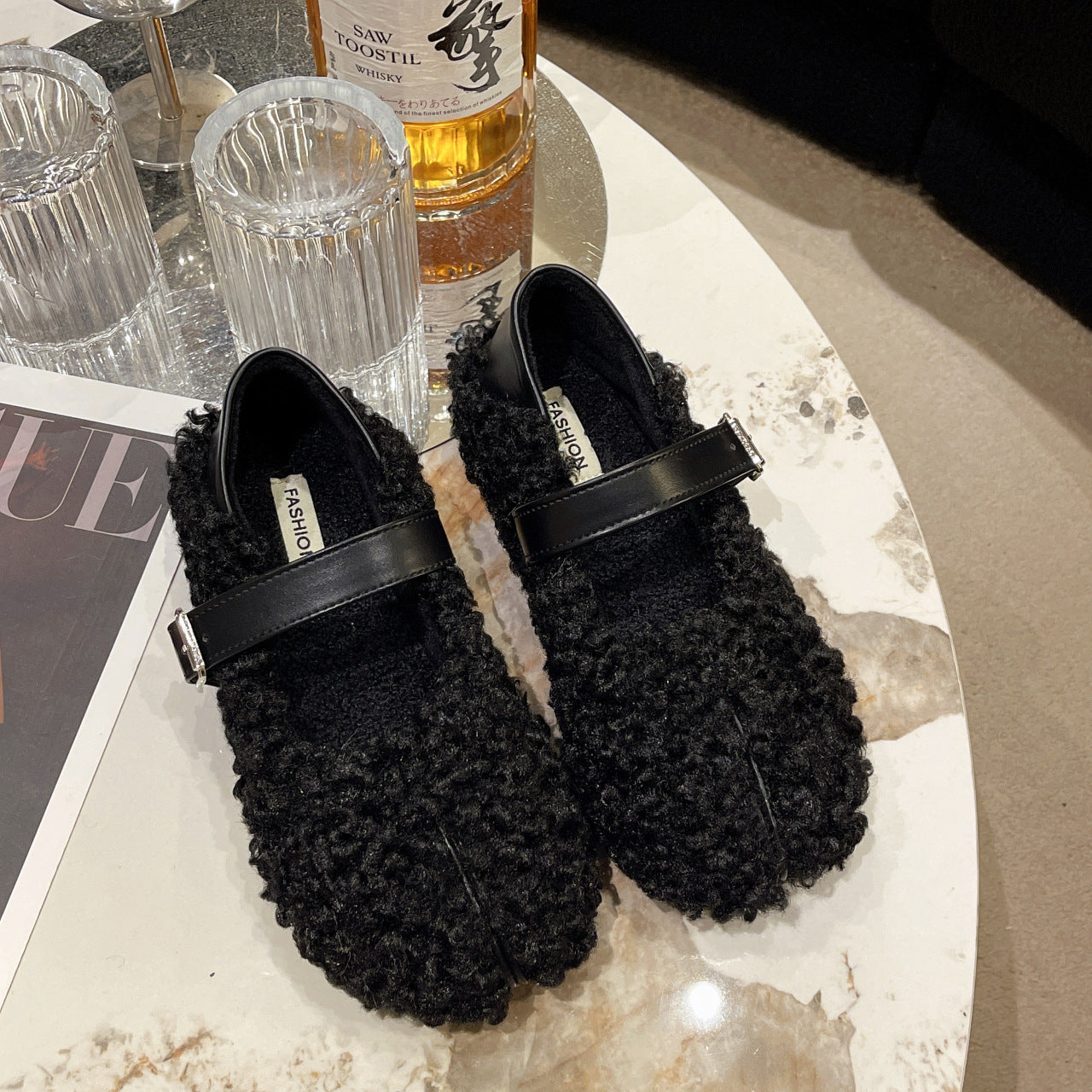 Round Head Low-cut Gommino Pumps Women