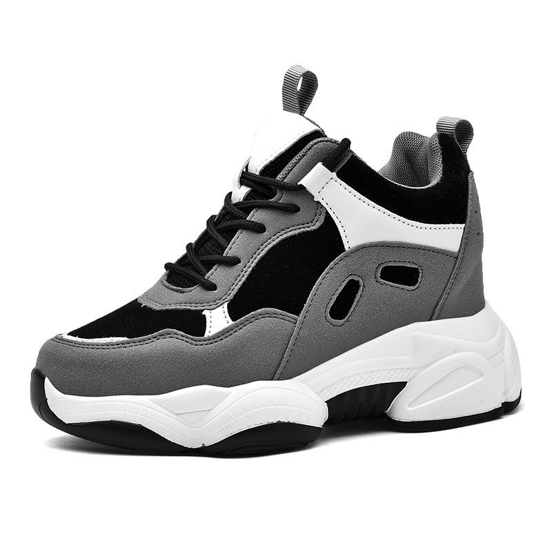 Damen Pumps mit verstecktem Absatz und Plateau