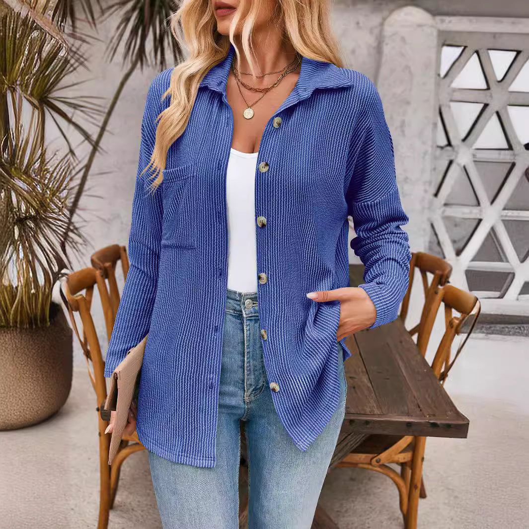 Camicia a maniche lunghe con tasca a contrasto a righe