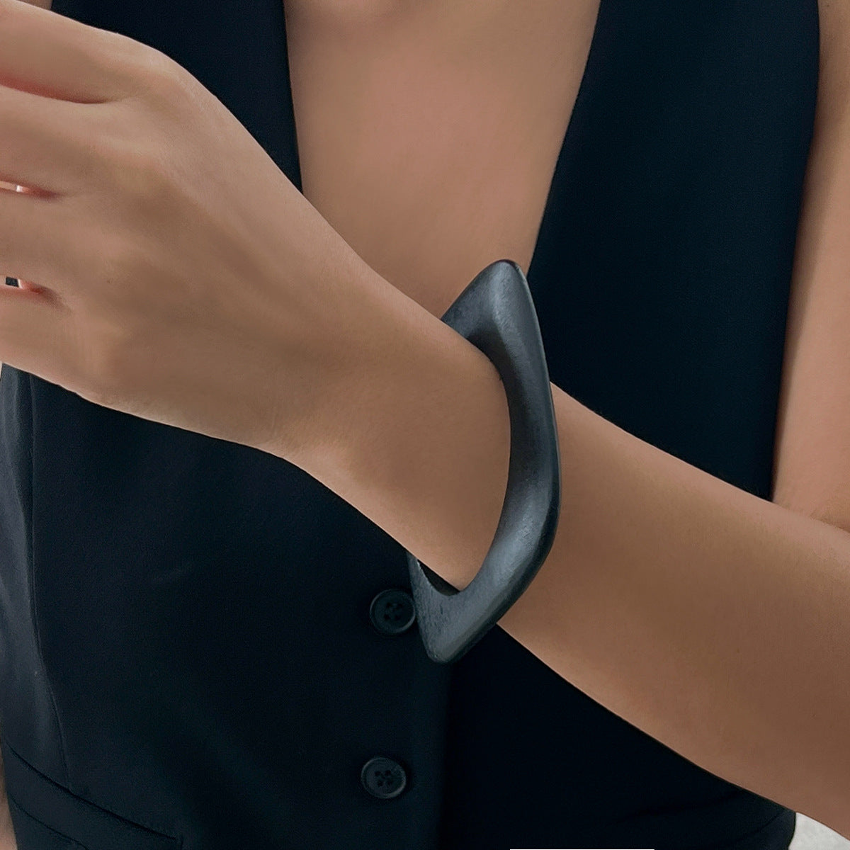 Retro Maillard Stil Holzmaserung Mode breites Armband für Frauen
