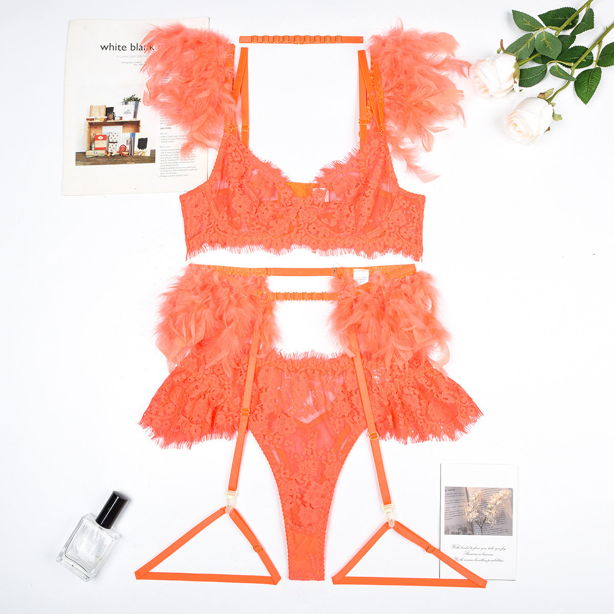 Reggiseno intimo donna in pizzo con mutandine e lingerie sexy in piuma