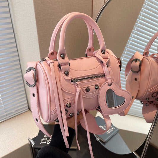 Tragbare Schulter-Crossbody-Unterarmkissentasche mit Quastennieten