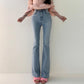 Vielseitige, schlankmachende Jeanshose mit hoher Taille und zwei Knöpfen sowie Doppeltaschen im Frühlings-Design, leicht ausgestellt für Damen