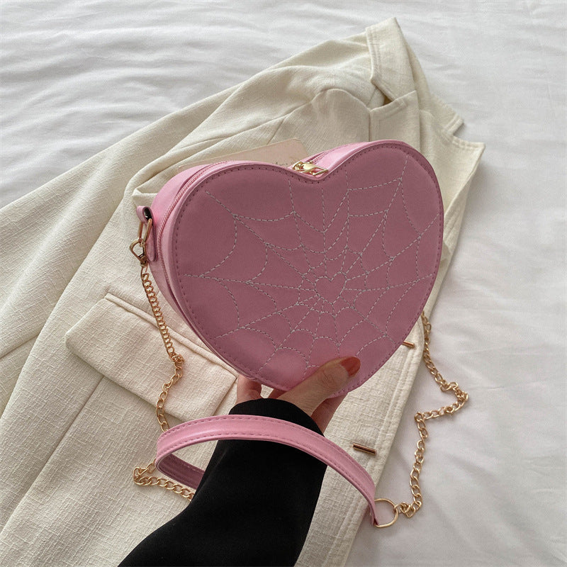 Borsa a tracolla con catena Hearts