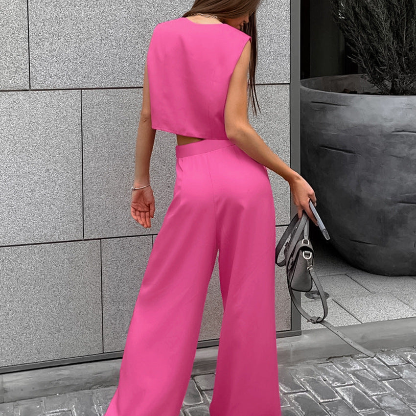 Completo due pezzi con gilet e pantaloni corti da donna