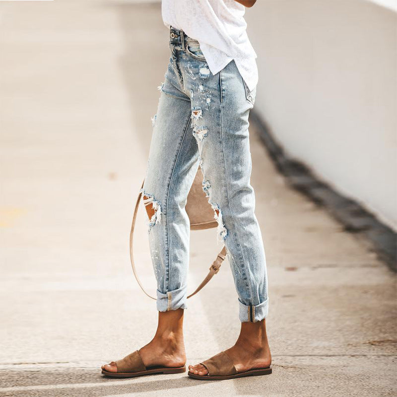 Jeans strappati di prodotti europei da donna dritti