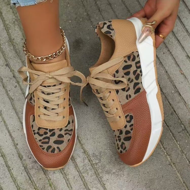 Scarpe da ginnastica casual con lacci e fondo spesso mimetico da donna