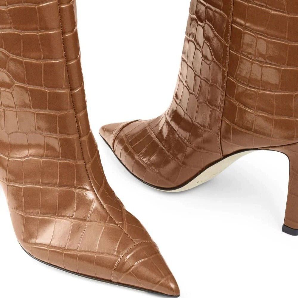 Scarpe da donna Stivali alti con punta affilata e stiletto