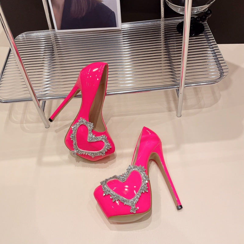 Wasserdichte High Heels mit Plateau und Strasssteinen
