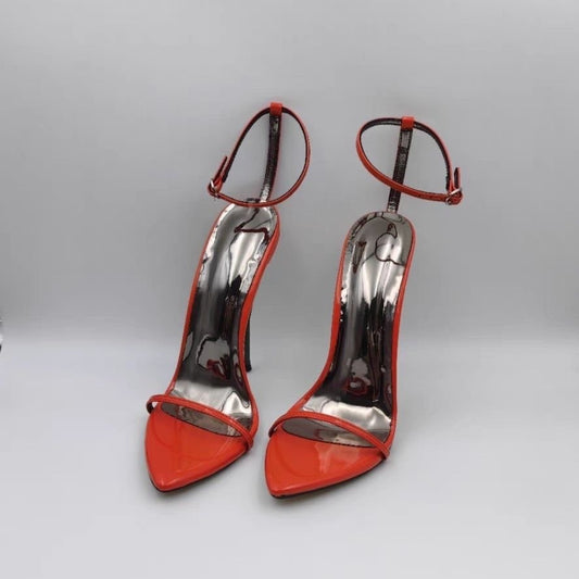 Modische personalisierte ultrafeine High Heels für Damen