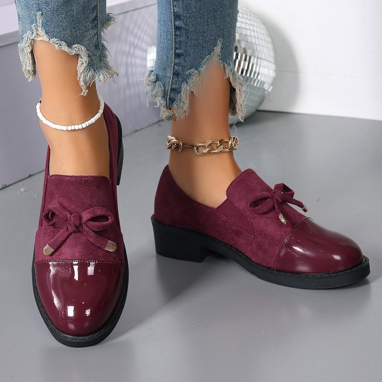 Damen-Loafer mit Schleife und klobigem Absatz und einem Pedal