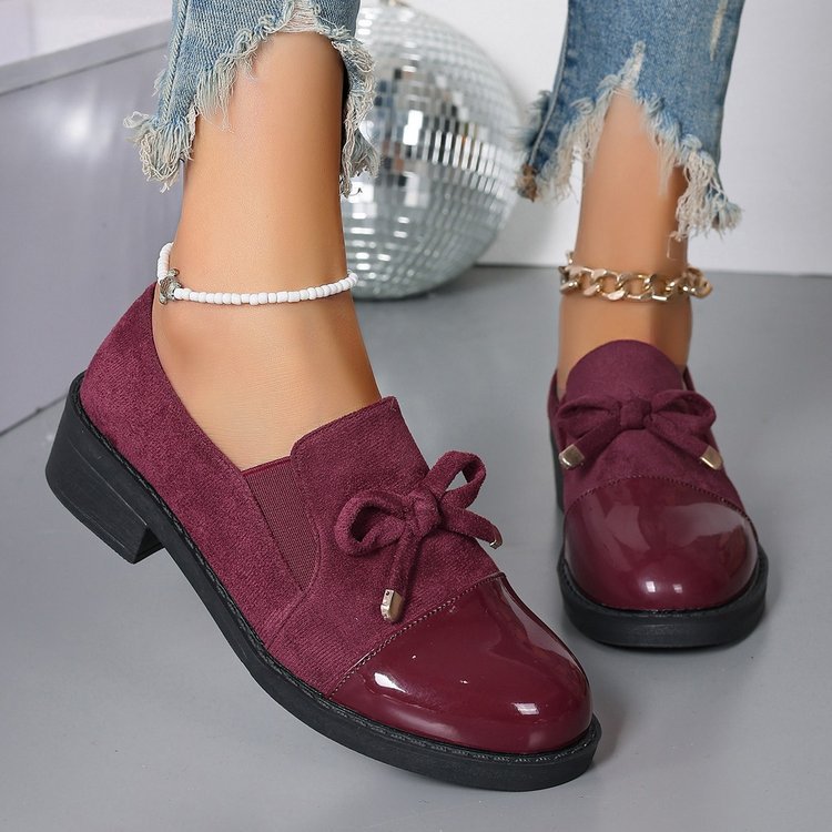 Damen-Loafer mit Schleife und klobigem Absatz und einem Pedal