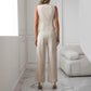 Completo da donna alla moda casual con gilet e pantaloni
