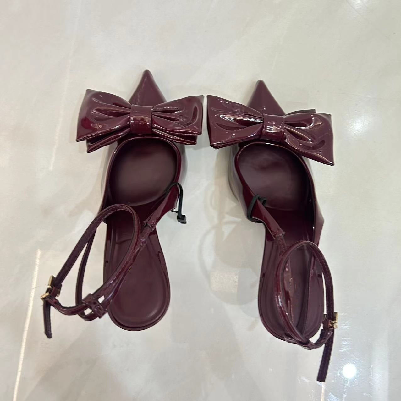 Rote High Heels mit Schleife und französischem Stil für Damen