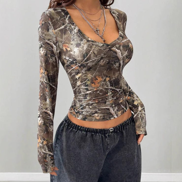 Maglietta a maniche lunghe mimetica con design Hot Girl da donna