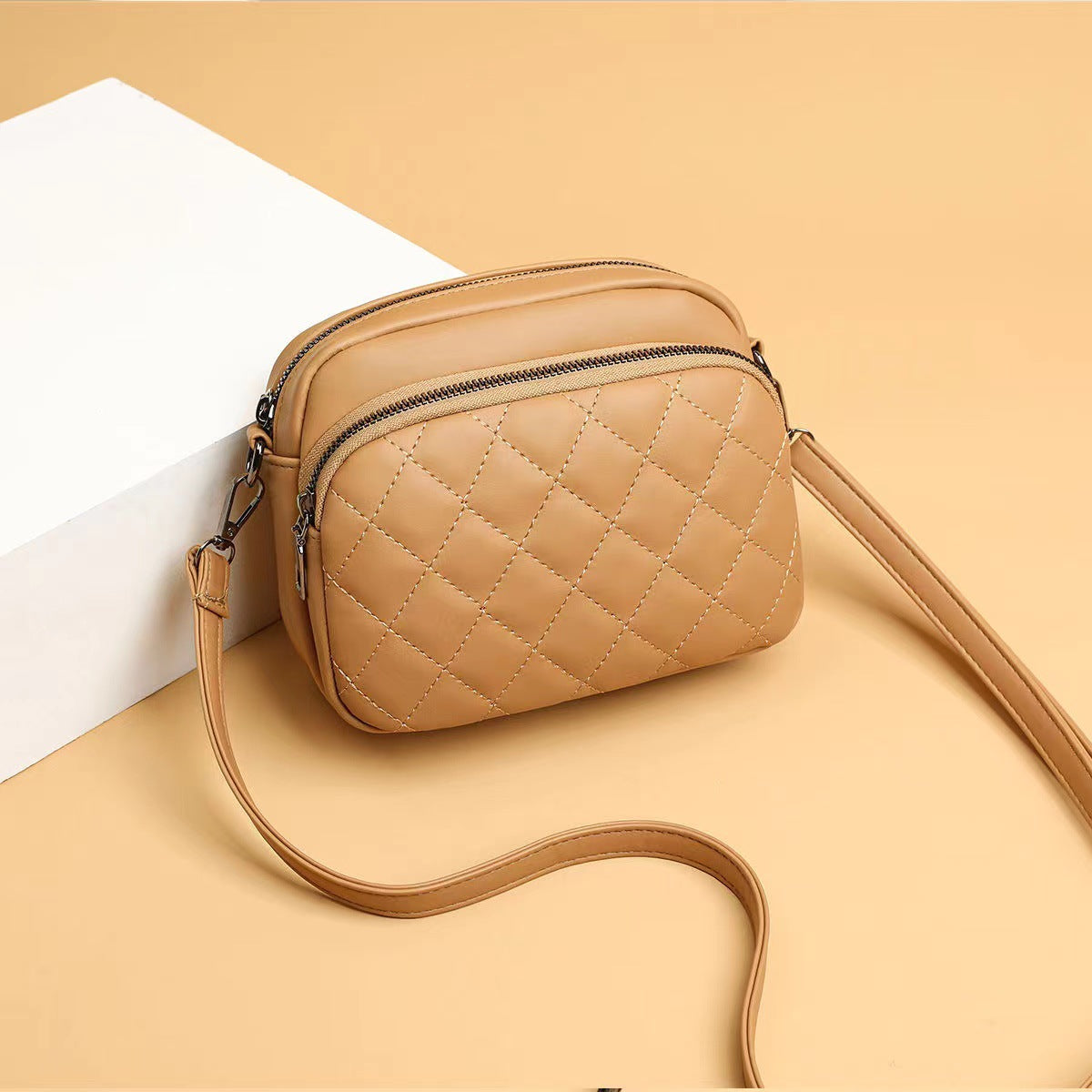 Borsa a tracolla da donna europea e americana