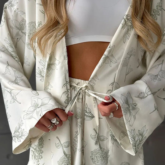 Set pigiama a due pezzi con pantaloncini a maniche lunghe e stampati alla moda