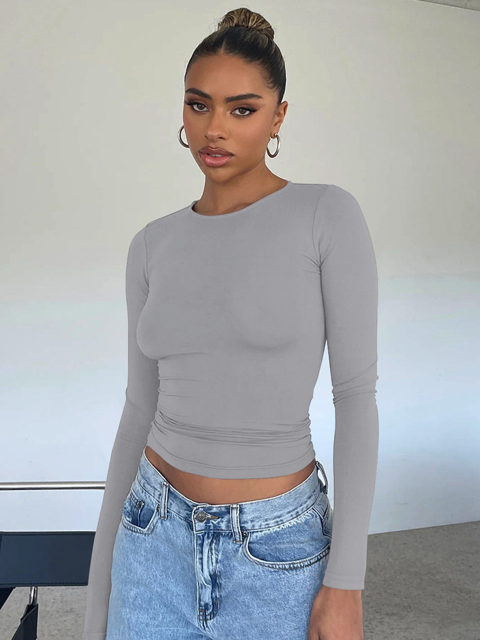 Base top a maniche lunghe alla moda slim-fit