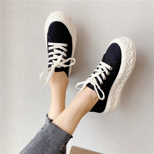 Passende zweiteilige Plateau-Loafer