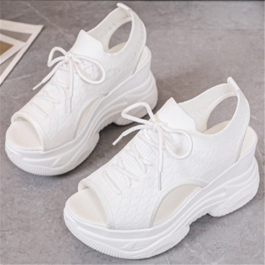 Sandali sportivi con zeppa e tacco alto in Flyknit da donna