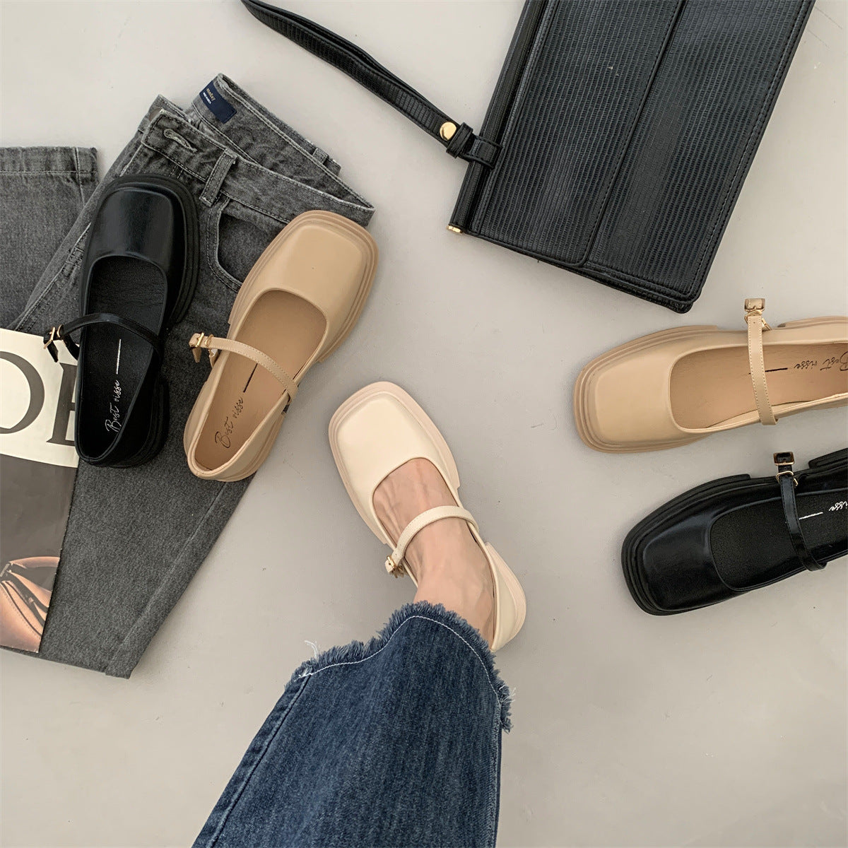 Damen Plateauschuhe aus Leder mit rundem Kopf im britischen Stil, Schnalle, Perle
