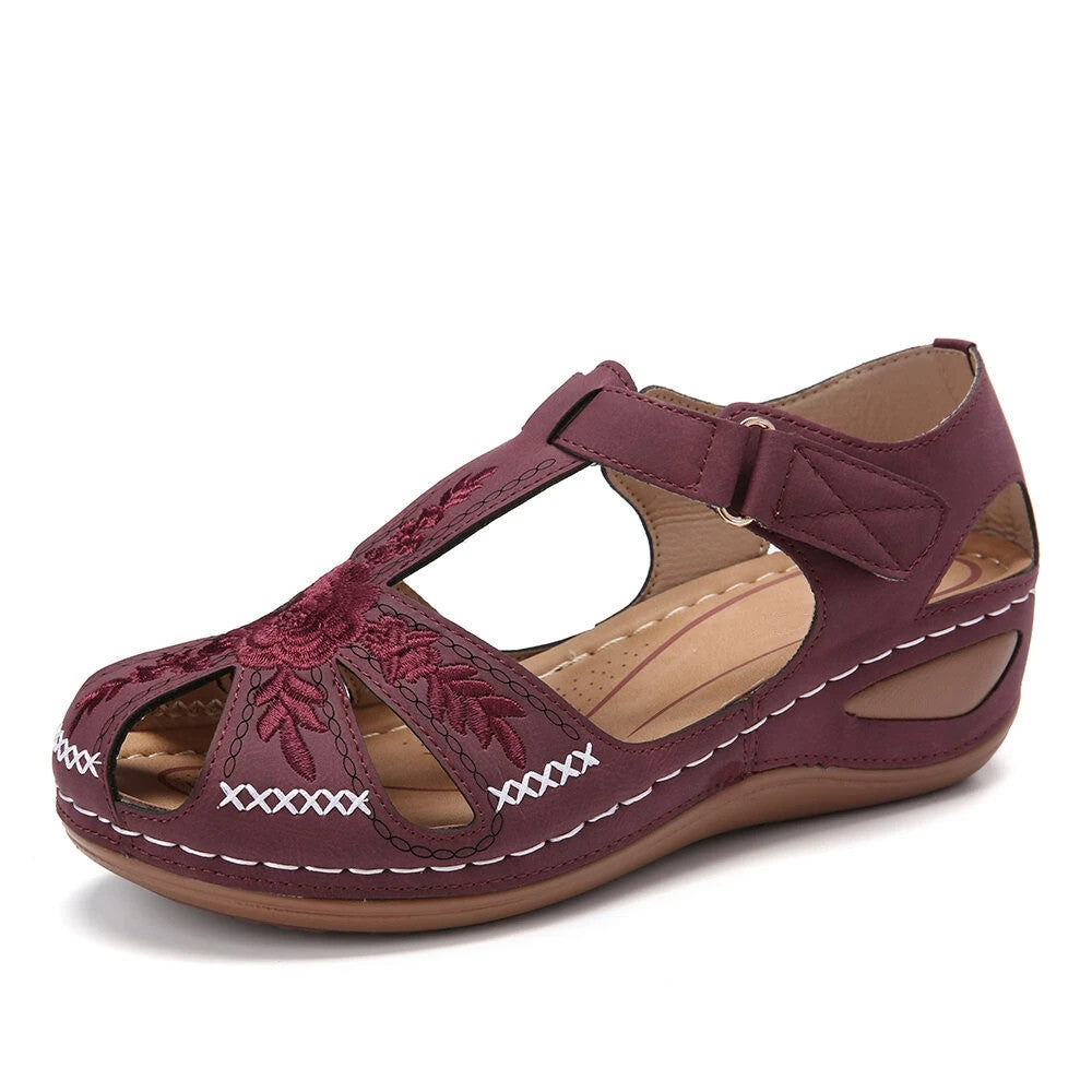 Casual Women's Sandals Stitching Non-slip Light Soft Tendon Bottom Plus Size Retro