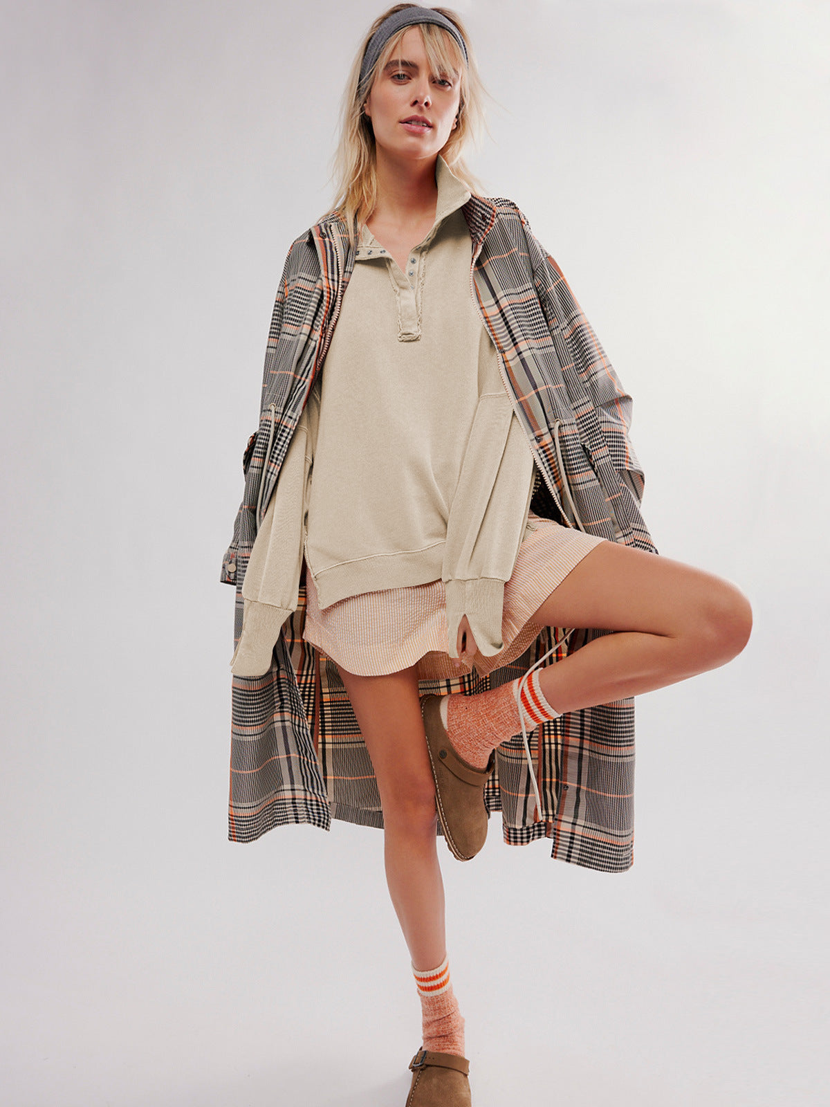 Fashion Button Lapel Sweatshirt With Slit Design Casual Sports Lantern Sleeve Pullover