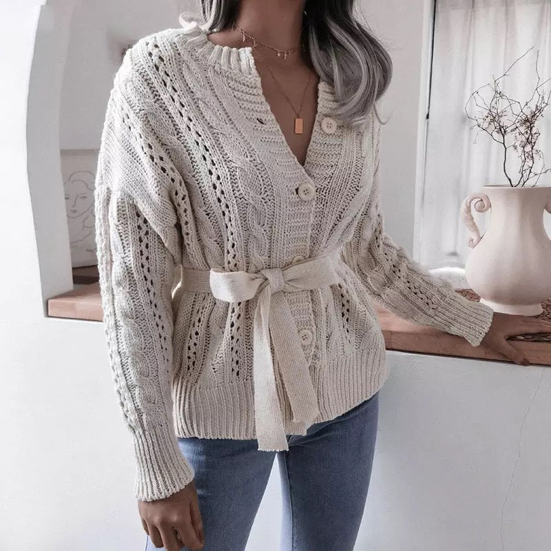 Cardigan lavorato a maglia con bottoni intrecciati in vita