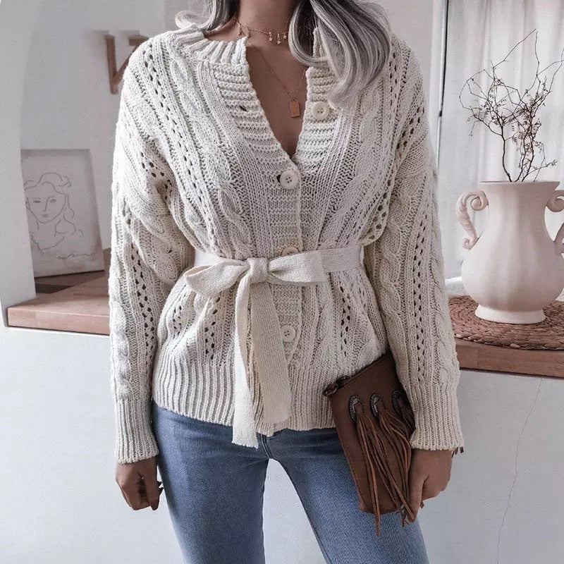 Cardigan lavorato a maglia con bottoni intrecciati in vita