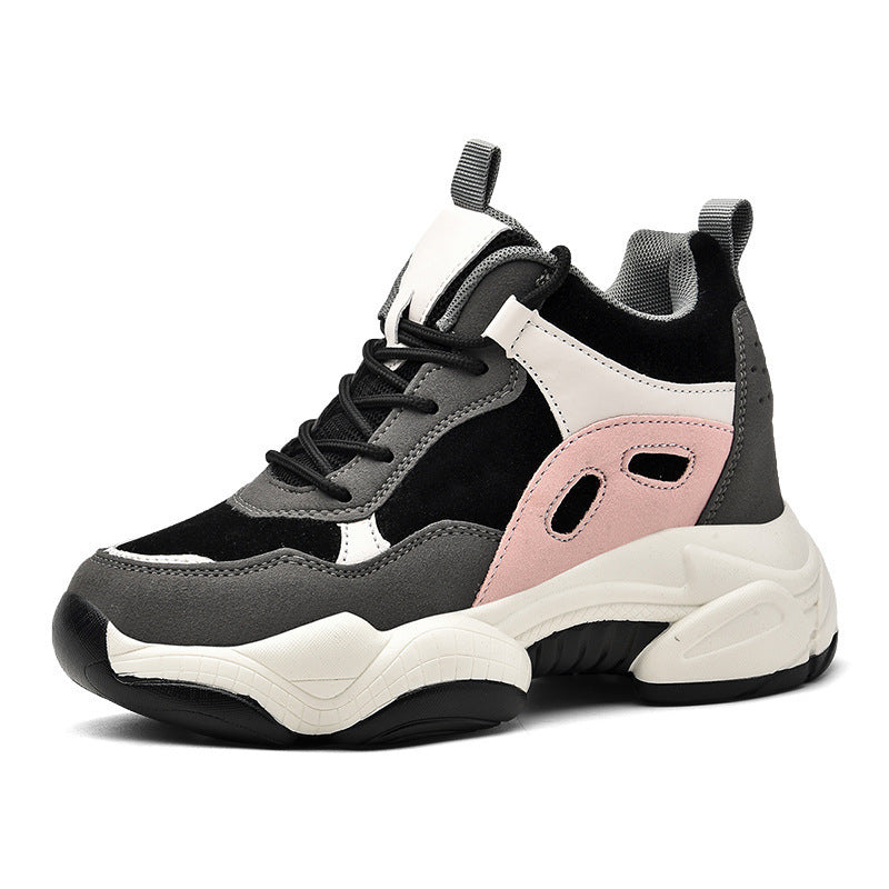 Damen Pumps mit verstecktem Absatz und Plateau