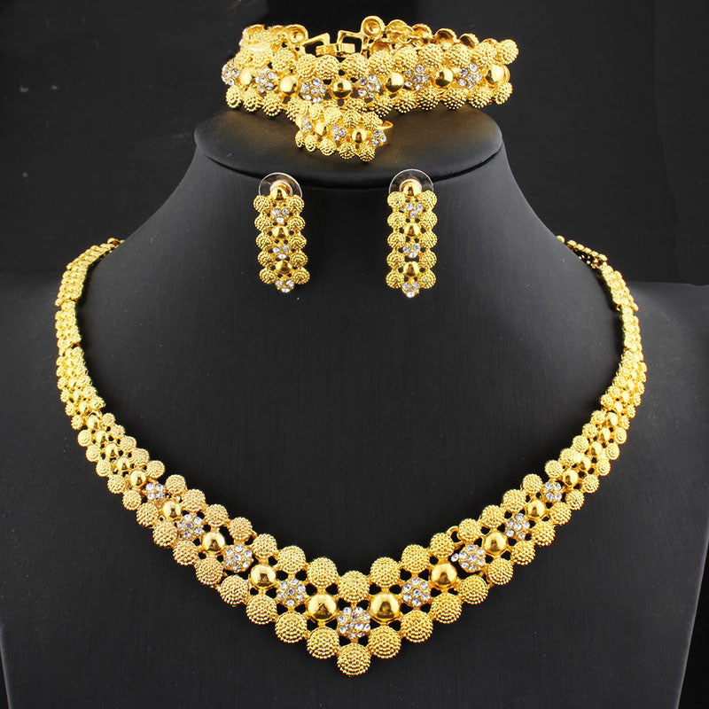 Damen Brautschmuck Set mit Halskette, Armband, Ohrringen und Ringen, vierteilig