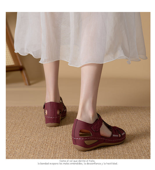 Casual Women's Sandals Stitching Non-slip Light Soft Tendon Bottom Plus Size Retro