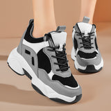 Damen Pumps mit verstecktem Absatz und Plateau